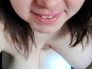 Brunette Solo Webcam Masturbation