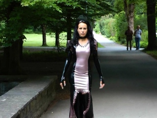 Outdoor public fucking for Farrah Flower